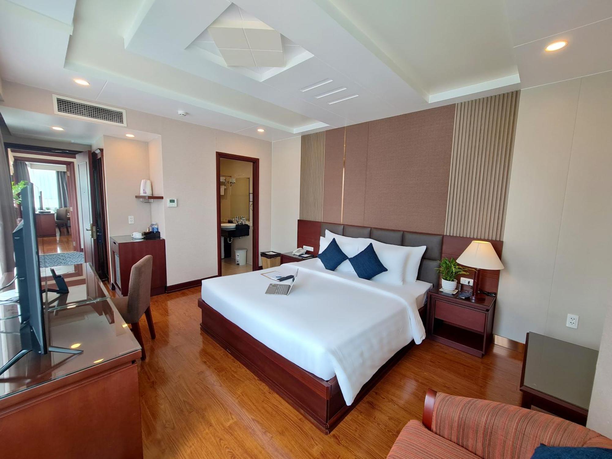 Kin Hotel Thi Sach Ho-Chi-Minh-Stadt Exterior foto