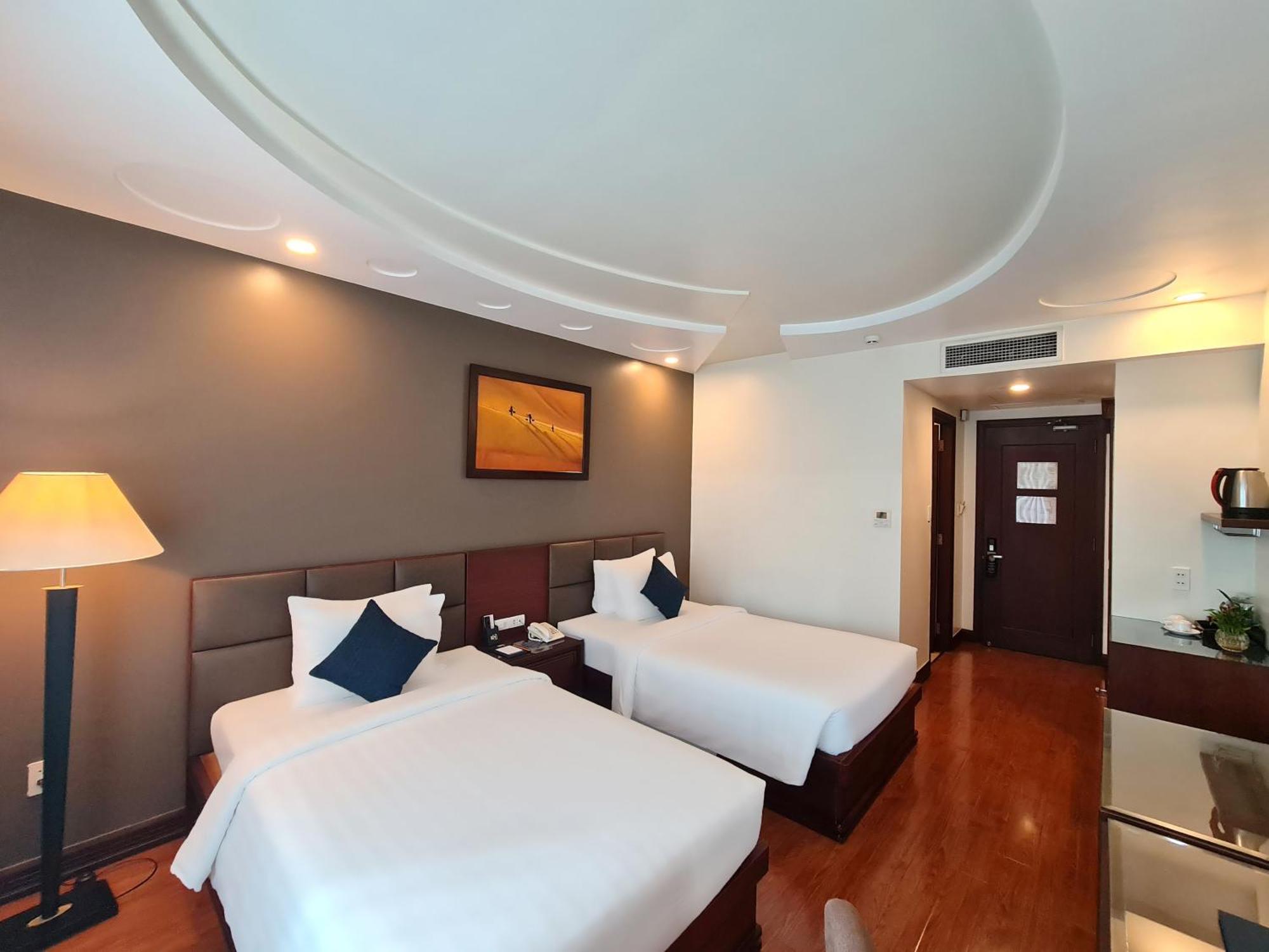 Kin Hotel Thi Sach Ho-Chi-Minh-Stadt Exterior foto
